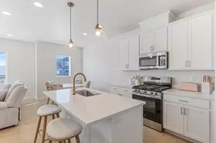 6825 S Clever Peak Ln W, West Jordan, UT 84081 - Photo 4