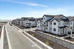 6825 S Clever Peak Ln W, West Jordan, UT 84081 - Photo 20