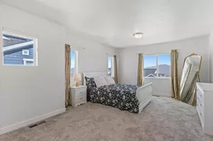 6825 S Clever Peak Ln W, West Jordan, UT 84081 - Photo 10