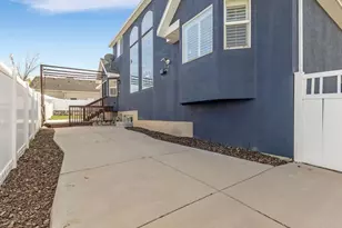 14227 S Arbor Rose Cir, Herriman, UT 84096 - Photo 30