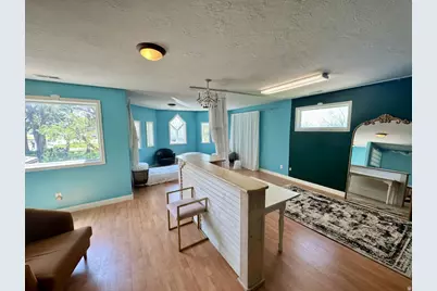 797 N Washington Blvd E, Harrisville, UT 84404 - Photo 24