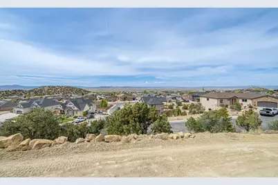 1960 N Mahogany Cir #7B, Cedar City, UT 84721 - Photo 10