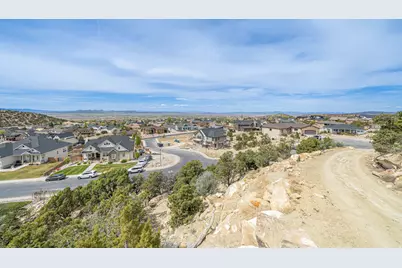 1960 N Mahogany Cir #7B, Cedar City, UT 84721 - Photo 12