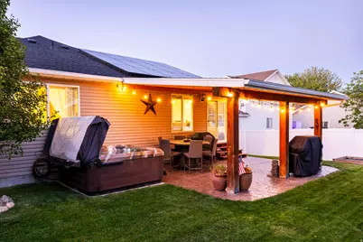 6627 W Valley Oak Dr S, West Jordan, UT 84081 - Photo 38