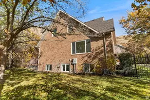 2078 E Spring Oaks Dr N, Springville, UT 84663 - Photo 6