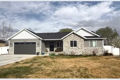 1033 S 100 W, Vernal, UT 84078 - Photo 1