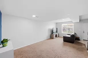 3693 S 1950 W, West Valley, UT 84119 - Photo 6