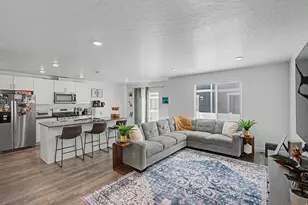 1057 E Dory Boat Rd, Saratoga Springs, UT 84045 - Photo 8