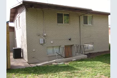 2402 W 5075 S, Roy, UT 84067 - Photo 8