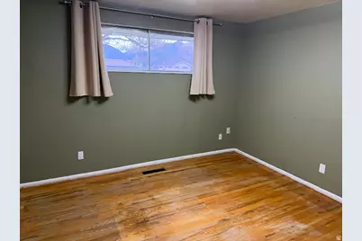 7346 S Cottonwood St, Midvale, UT 84047 - Photo 6