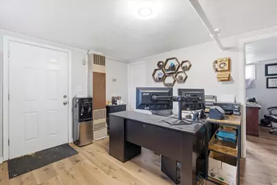 105 W 200 N, Logan, UT 84321 - Photo 32