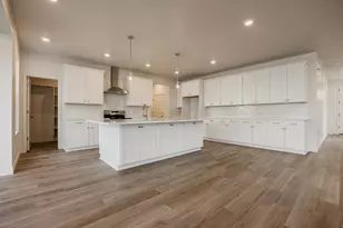 3041 N Summer Wood Dr, Eagle Mountain, UT 84005 - Photo 2