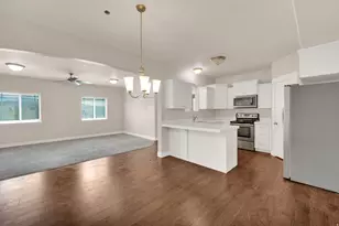 1823 N Crest Rd, Saratoga Springs, UT 84045 - Photo 8