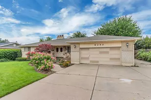 6250 S Westridge St E, Murray, UT 84107 - Photo 2