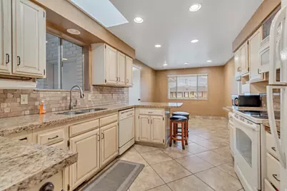 6250 S Westridge St W, Murray, UT 84107 - Photo 12