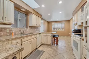 6250 S Westridge St E, Murray, UT 84107 - Photo 10
