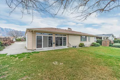 6250 S Westridge St W, Murray, UT 84107 - Photo 4