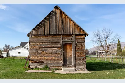 9205 S 100 E, Paradise, UT 84328 - Photo 36