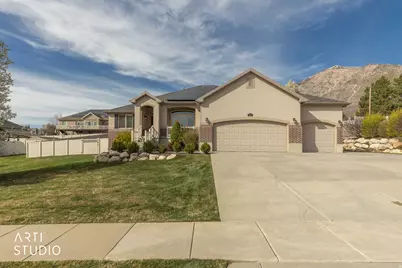 502 W Alder Creek Dr, Pleasant View, UT 84414 - Photo 2