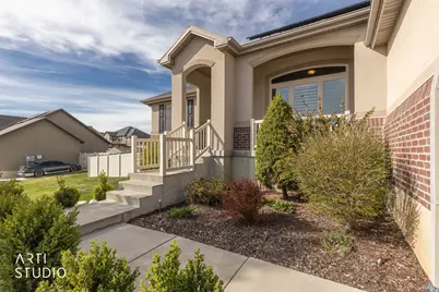 502 W Alder Creek Dr, Pleasant View, UT 84414 - Photo 8