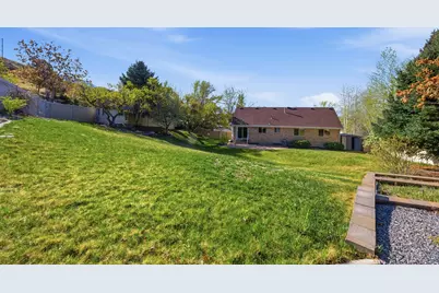 1677 E 480 S, Pleasant Grove, UT 84062 - Photo 36