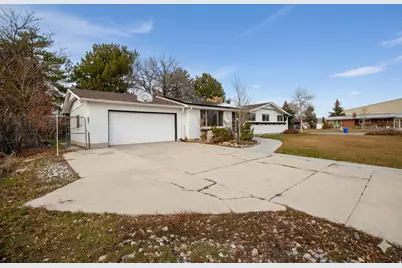 785 N 200 E, Tremonton, UT 84337 - Photo 18