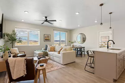 961 W Akoya Pearl #301 Rd, Saint George, UT 84790 - Photo 2