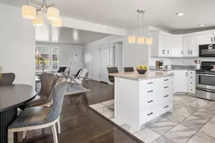 586 E Wasatch Dr N, Layton, UT 84041 - Photo 14