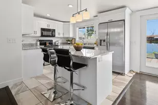 586 E Wasatch Dr N, Layton, UT 84041 - Photo 18