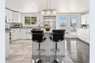 586 E Wasatch Dr N, Layton, UT 84041 - Photo 20