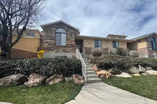 1107 E Brigadoon Ct, Holladay, UT 84117 - Photo 4