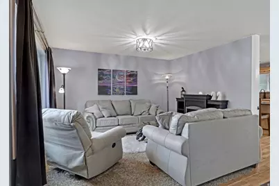 151 S 400 E, Hyrum, UT 84319 - Photo 6