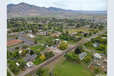 151 S 400 E, Hyrum, UT 84319 - Photo 38