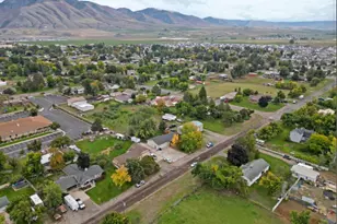 151 S 400 E, Hyrum, UT 84319 - Photo 38