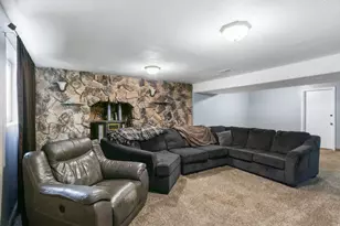 151 S 400 E, Hyrum, UT 84319 - Photo 20