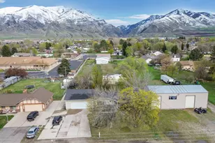 151 S 400 E, Hyrum, UT 84319 - Photo 32
