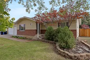 151 S 400 E, Hyrum, UT 84319 - Photo 2