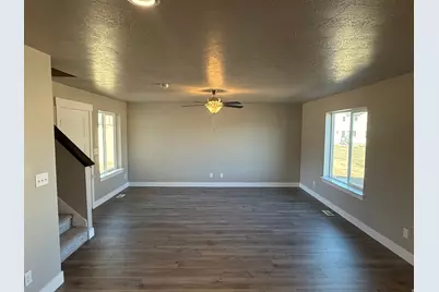 487 E 500 N #LOT 23, Salem, UT 84653 - Photo 4