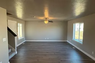 487 E 500 N, Salem, UT 84653 - Photo 4