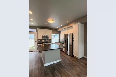 371 S 780 E, American Fork, UT 84003 - Photo 8