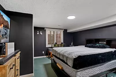 321 W 2575 N, Sunset, UT 84015 - Photo 22