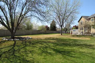 9483 S Overleigh Ct W, South Jordan, UT 84095 - Photo 10