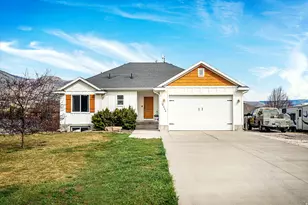 2444 N Sierra Dr, Eden, UT 84310 - Photo 2