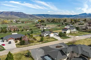 2444 N Sierra Dr, Eden, UT 84310 - Photo 38