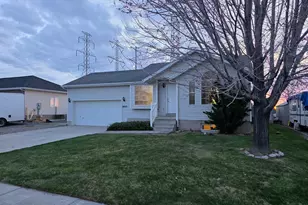 2023 N 1615 W, Clinton, UT 84015 - Photo 38