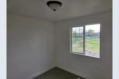 2023 N 1615 W, Clinton, UT 84015 - Photo 18