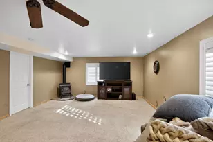 9091 S Crystal Vista Ln, West Jordan, UT 84088 - Photo 10