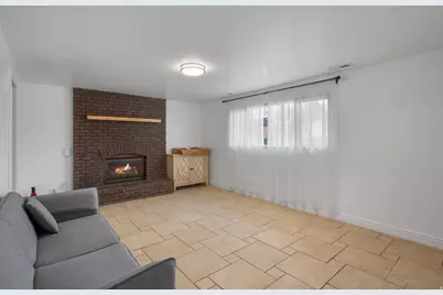 11037 S Robinson Cir E, Sandy, UT 84092 - Photo 18