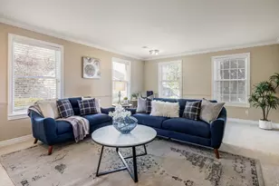 2676 E Hill Climb Cir S, Sandy, UT 84092 - Photo 4