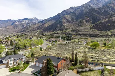 2676 E Hill Climb Cir S, Sandy, UT 84092 - Photo 76